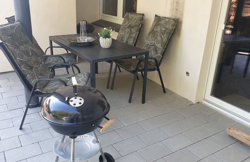 Bleiwasche Apartment | FeWo Herbst - Villa Waldrand - Right by the forest - Luxury bathroom and large garden -