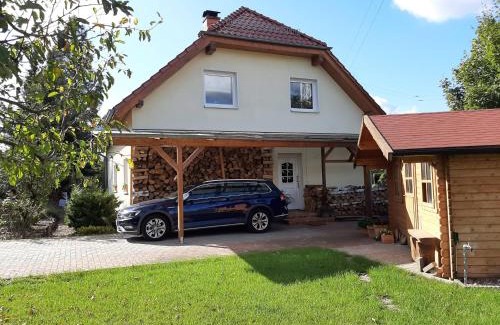 Oberhavel Apartment | FeWo Hohen Neuendorf bei Berlin mit Sauna und Fuß-SPA