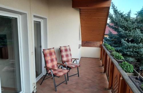 Oberhavel Apartment | FeWo Hohen Neuendorf bei Berlin mit Sauna und Fuß-SPA