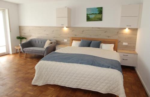 Dettingen-Wallhausen Apartment | FeWo "Im Birnaublick" am Bodensee, Konstanz-Wallhausen