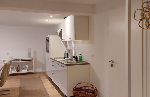 Althof Apartment | Fewo "klosterblick", Idyllische Lage, Ruhe Pur, 7 km zur Ostsee, Top-ausstattung