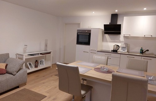 Althof Apartment | Fewo "klosterblick", Idyllische Lage, Ruhe Pur, 7 km zur Ostsee, Top-ausstattung