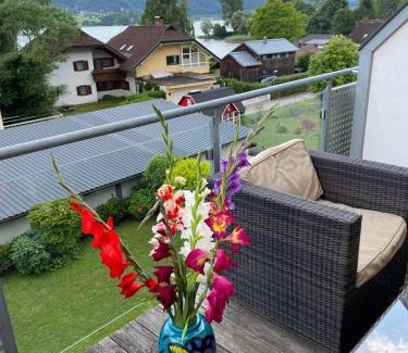 Bodensdorf Apartment | FeWo mit Seeblick