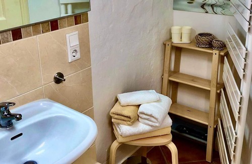 Altstadt Apartment | FeWo Peterskirche 2nd floor - Altstadthaus / Ferienwohnungen Görlitz