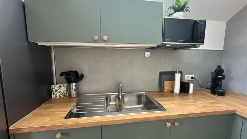 Wanheimerort Apartment | FeWo Sportpark Duisburg - Sechs Seen Platte