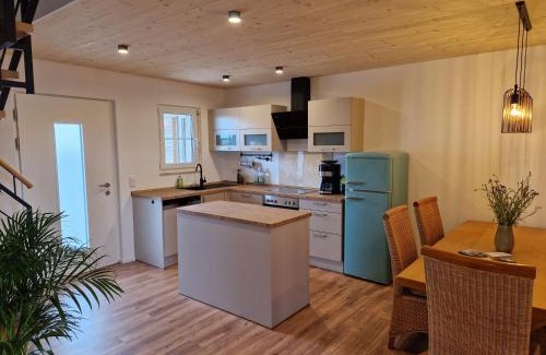 Riegel am Kaiserstuhl Apartment | FeWo1 neuwertige, große 110qm FeWo über zwei Etagen mit Balkon im Außenbereich