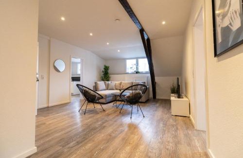 Lieser Apartment | Fewomo, Historisches Moselflair Apartment, 6 Personen, Stilvoll & Komfortabel für deinen Urlaub