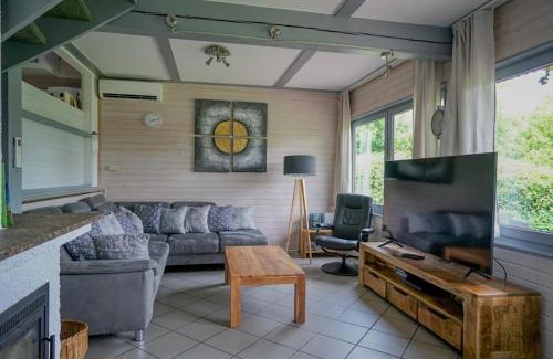 Seepark Kirchheim House | FH "Bären Ecke" am See im hessischen Bergland