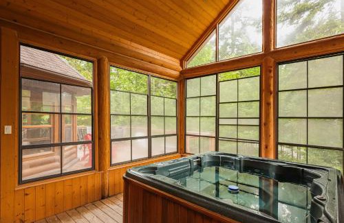 Fiddler Lake Resort Ski Chalet | Fiddler Lake Resort Chalet 61 Deer with pool