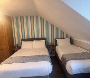 Belleek Bed & Breakfast | Fiddlestone Bar and B&B