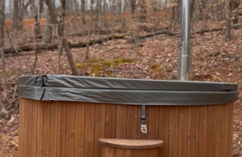 Travelers Rest Cabin | Field Trip Unit 9 Small Bell Tent