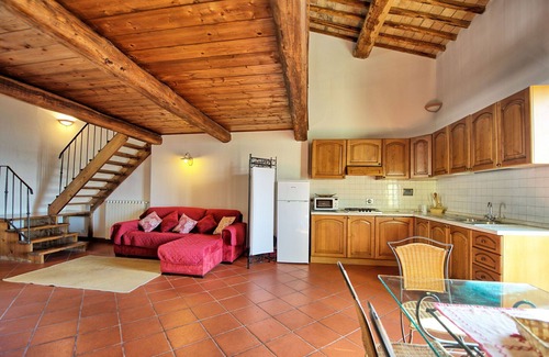 Montebonello Villa | Fienile - Apartment with pool