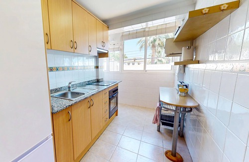 Denia Apartment | Fiesta Apartment with direct access to the beach, wifi, A/C