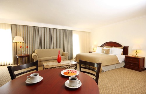 Nuevo Laredo Hotel | Fiesta Inn Express Nuevo Laredo
