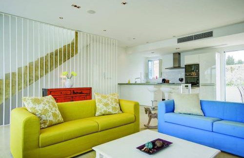 Xaghra Villa | FIFTY-FOUR Edge Pool House - GOZO
