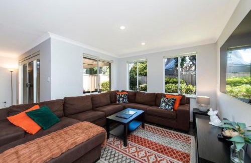Broadwater Villa | FiftyTwo at Cape View