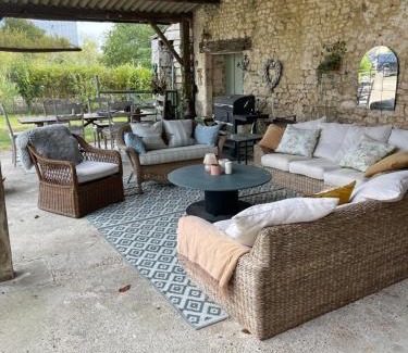 Margueron Bed & Breakfast | Figtrees