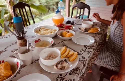 Wayasewa Island House | Fijian family community stay in paradise.