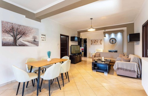 Agrilos House | Filiatra Prive Escape - Seaview & Nature Serenity