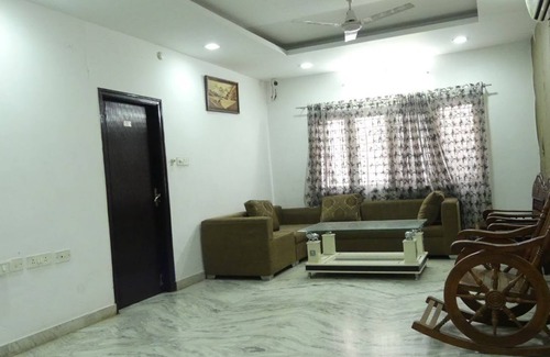 Jubilee Hills House | Film nagar Home stay