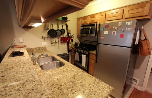 Travis Heights Condo | Filmmaker High-end Luxury 1/1 Condo