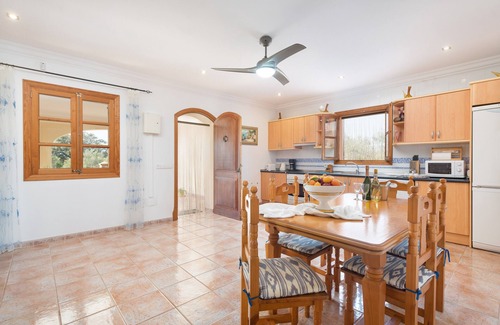 Ariany Villa | Finca Calderitx - Three Bedroom Villa, Sleeps 6