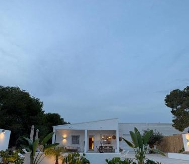 Santa Pola Villa | FINCA LA CAÑADA SANTA POLA -Villas con piscina privada-