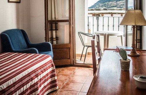 Capileira Hotel | Finca Los Llanos