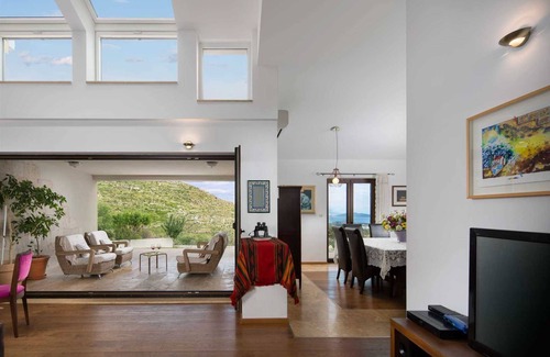 Plano Villa | Finca Olive Grove - four bedrooms, heated pool, stunning views on 16000m2