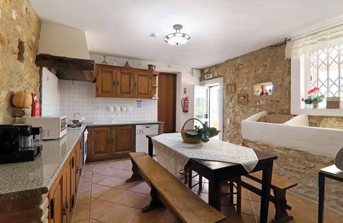 Loule Villa | Finca Quinta Matias with Mountain View, Pool & Wi-Fi