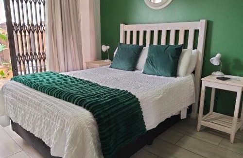 Fichardt Park Apartment | Finch & Fern Guesthouse