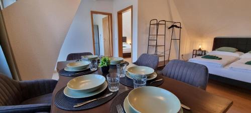 Stederdorf Apartment | Fine Living - Zentral nahe A2 mit Parkplatz Küche Arbeitsplatz