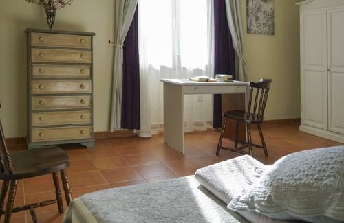 Fornaci Apartment | Finely furnished apartment with swimming pool and air conditioning