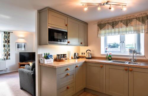 Saint Blazey House | Finest Retreats - The Barn at Prowses Farm