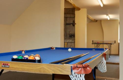 Dalbury Lees House | Finest Retreats - The Farmhouse