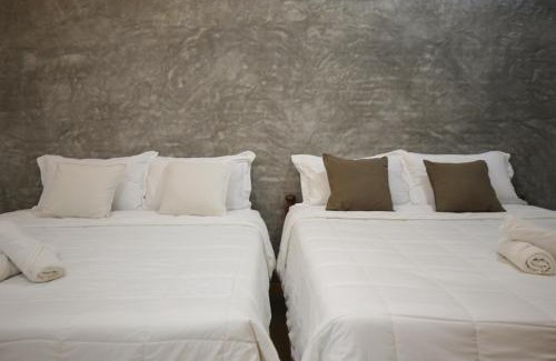 Chiang Khan Hotel | FineUpHome บ้านพักเหมาหลัง 3 ห้องนอน 2 ห้องน้ำ ห้องครัว ห้องรับแขก ห้องรับประทานอาหาร พร้อมสระว่ายน้ำส่วนตัว