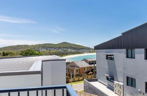 Fingal Bay House | Fingal Bay Seabreeze Unit 2 16 Tuna Crescent