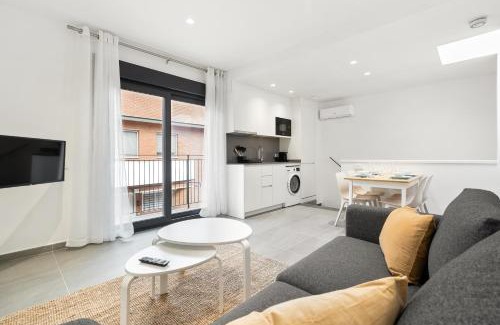 L'Hospitalet de Llobregat Apartment | Fira Building