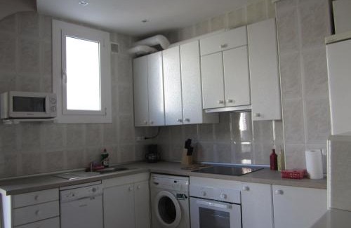 Hostafrancs Apartment | Fira Plaza España Apartment 3ʳᵈ Floor Balcony