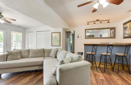 Roach House | Fire Pit and Dock Lake of the Ozarks Retreat!