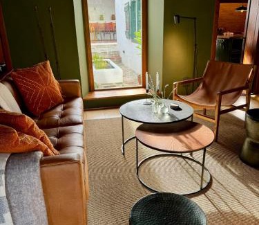 Tulbagh House | Firemasters House Historic Church Street in Tulbagh