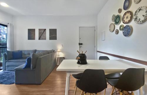 Campos do Jordao Apartment | Fireplace Balcony Kitchen Parking
