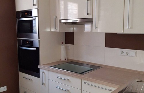 Kenzingen Apartment | Fireplace view 80m² near EuropaPark (approx. 15 mi