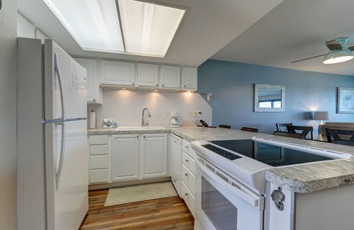 Corpus Christi Condo | First Floor Beachfront Condo: Stunning Views. Can't Get Any Closer to the Beach