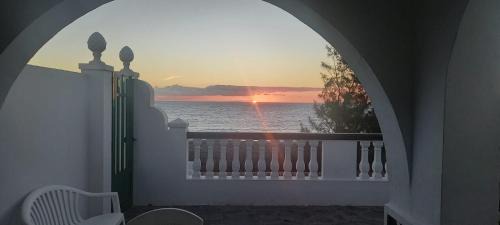 La Garita House | First Line of The Beach La Garita