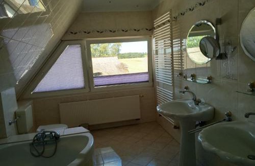 Neeberg House | Fischstübchen Neeberg Fewo 6 – Seeadler