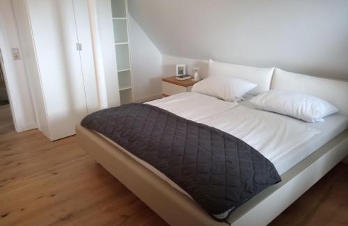 Neeberg House | Fischstübchen Neeberg Fewo 6 – Seeadler