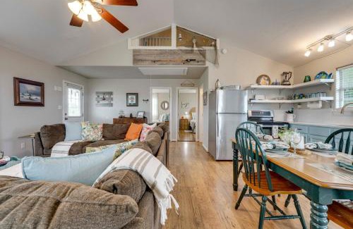Long Mott House | Fish and Boat Home with Spacious Yard in Seadrift