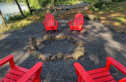 Pangburn Cabin | FISH ~ FLOAT ~ RELAX … located ON The Little Red River