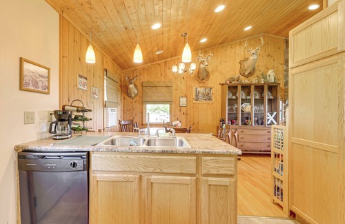 Doe Hill Cabin | Fish, Hike, Hunt: Secluded Cabin in Doe Hill!